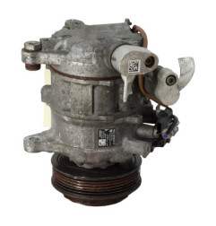 Compresseur clim BMW SERIE 1 F20 Photo n°5