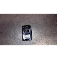 Interrupteur de leve vitre arriere droit BMW SERIE 1 F20 Photo n°3