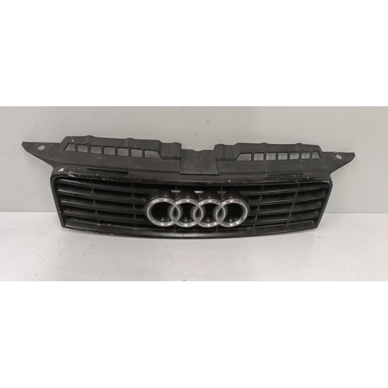 Calandre AUDI A4 2