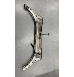 Traverse superieure MERCEDES CLASSE C 205 Photo n°1