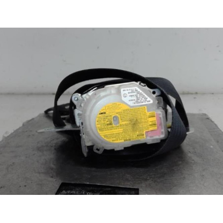 Ceinture avant gauche TOYOTA COROLLA VERSO 2 Photo n°1