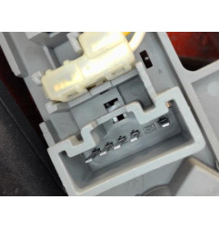 Feu arriere principal droit (feux) TOYOTA YARIS 2 Photo n°3