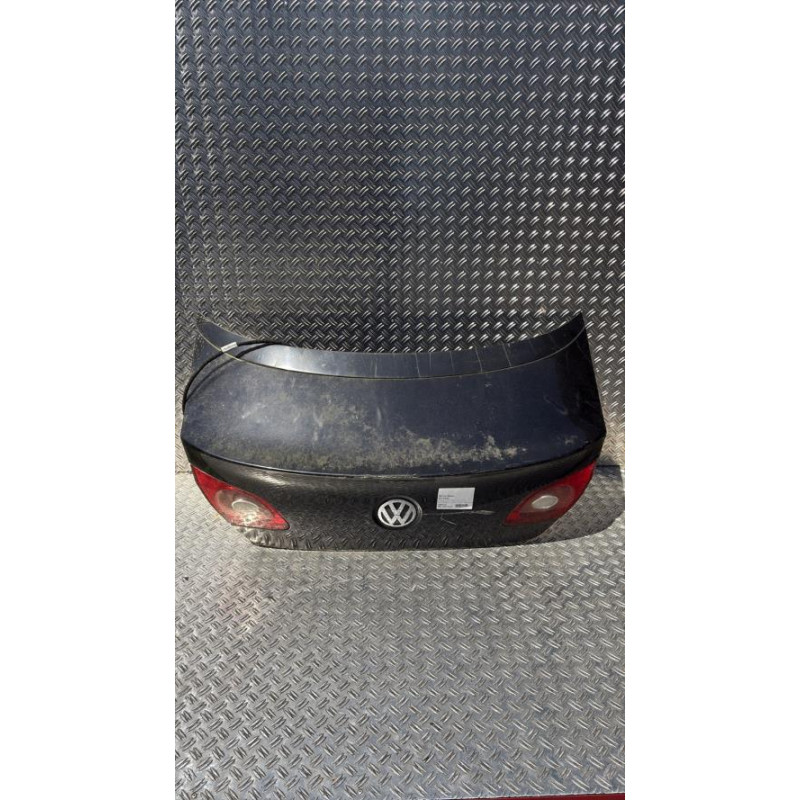 Malle/Hayon arriere VOLKSWAGEN PASSAT 5