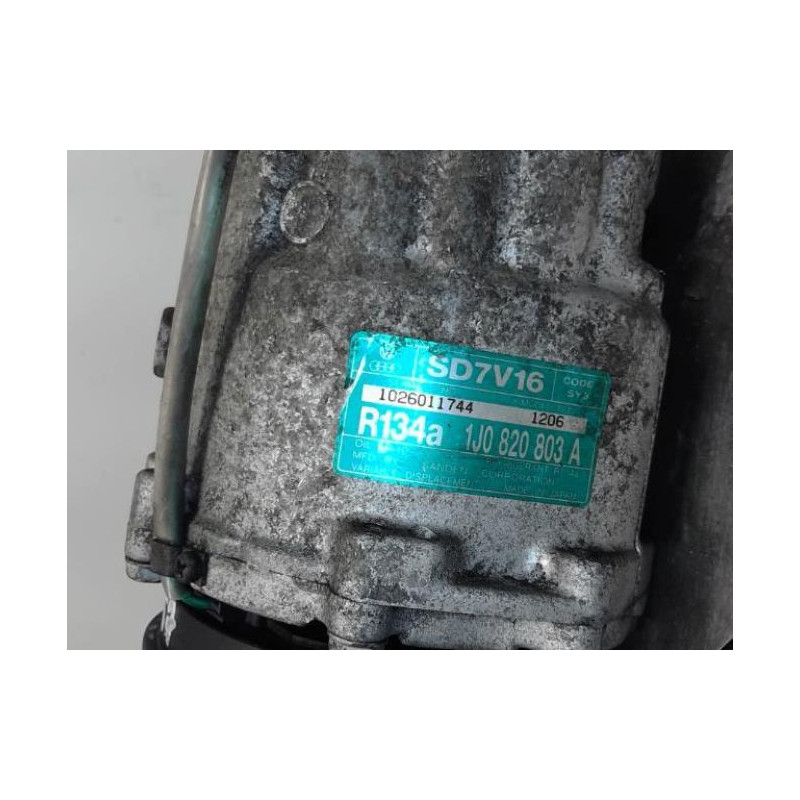 Compresseur clim VOLKSWAGEN GOLF 4