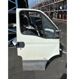 Porte avant droit IVECO DAILY 4 Photo n°1