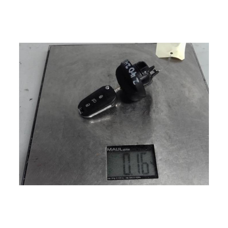 Bouchon de carburant PEUGEOT 208 1