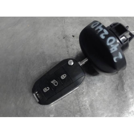 Bouchon de carburant PEUGEOT 208 1