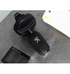 Bouchon de carburant PEUGEOT 208 1 Photo n°3