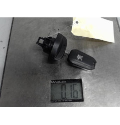 Bouchon de carburant PEUGEOT 208 1 Photo n°4
