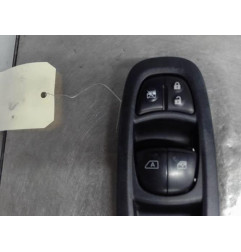 Interrupteur de leve vitre avant gauche RENAULT KADJAR Photo n°5
