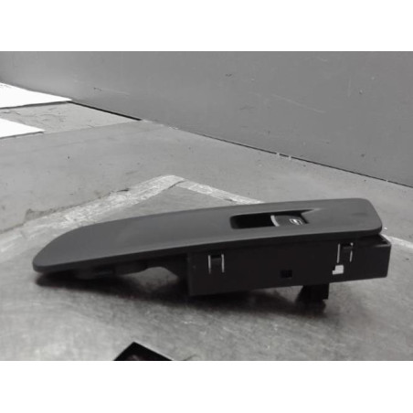 Interrupteur de leve vitre avant droit VOLKSWAGEN TIGUAN 1