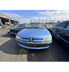 Feu arriere principal droit (feux) PEUGEOT 306 Photo n°10