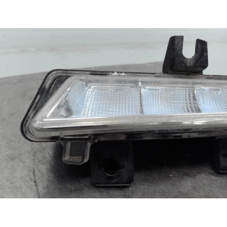 Feu diurne avant gauche RENAULT CLIO 4 Photo n°1