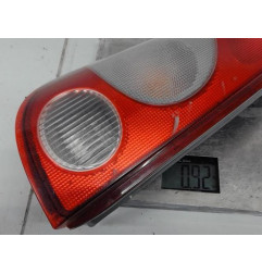 Feu arriere principal gauche (feux) TOYOTA YARIS VERSO Photo n°4