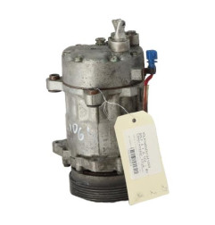 Compresseur clim VOLKSWAGEN GOLF 4 Photo n°4