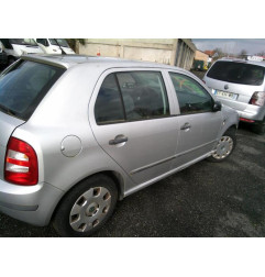 Feu arriere principal gauche (feux) SKODA FABIA 1 Photo n°8