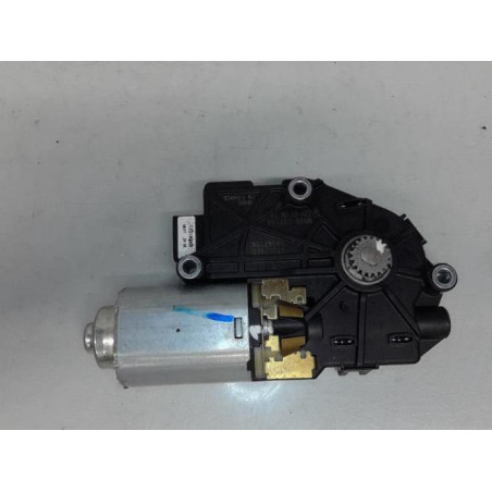 Moteur toit ouvrant BMW SERIE 1 F20 Photo n°1