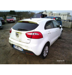 Pare choc arriere KIA RIO 3 Photo n°8