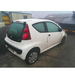 Feu arriere principal droit (feux) PEUGEOT 107 Photo n°6