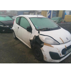 Feu arriere principal droit (feux) PEUGEOT 107 Photo n°7