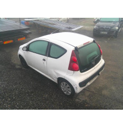 Feu arriere principal droit (feux) PEUGEOT 107 Photo n°9