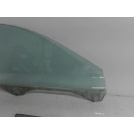 Vitre avant droit AUDI A6 2 Photo n°1