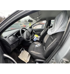 Vitre avant droit DACIA SANDERO 2 Photo n°10