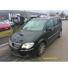 Compresseur clim VOLKSWAGEN TOURAN 1 Photo n°6