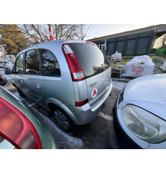 Calculateur moteur OPEL MERIVA A Photo n°11