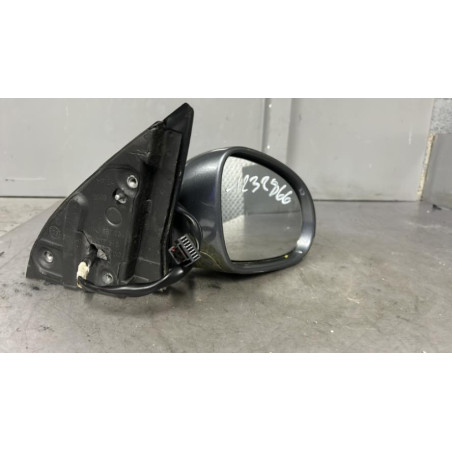 Retroviseur droit VOLKSWAGEN JETTA 3