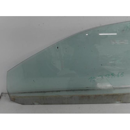 Vitre avant gauche VOLKSWAGEN JETTA 3
