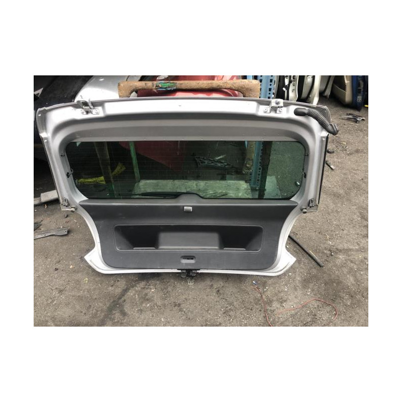 Malle/Hayon arriere VOLKSWAGEN POLO 5