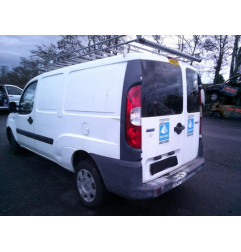 Pare choc avant FIAT DOBLO 1 Photo n°15
