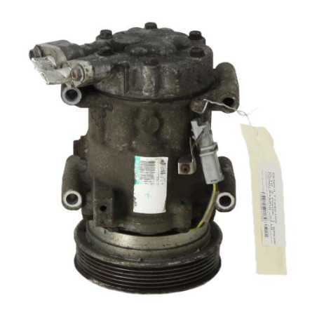 Compresseur clim RENAULT CLIO 3 Photo n°1