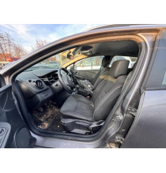 Pare choc arriere RENAULT CLIO 4 Photo n°15