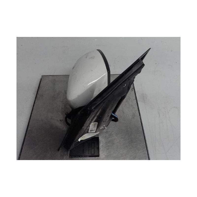 Retroviseur droit VOLKSWAGEN POLO 5