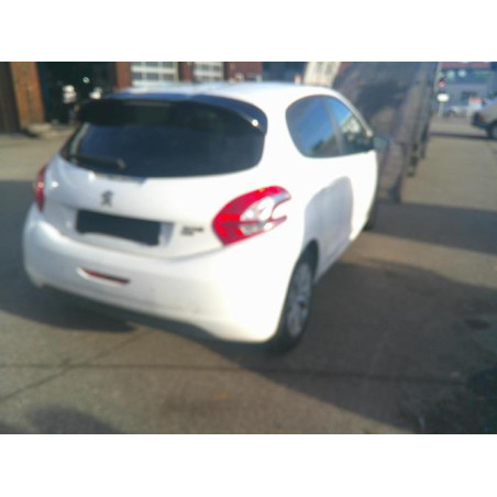 Radiateur eau PEUGEOT 208 1