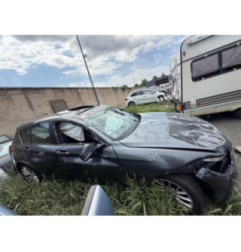 Compresseur clim BMW SERIE 1 F20 Photo n°10