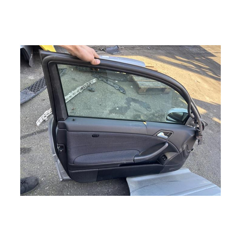 Porte avant gauche MERCEDES CLASSE C 203 COUPE SPORT