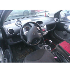 Compresseur clim PEUGEOT 107 Photo n°10