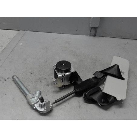 Ceinture avant droit OPEL CORSA D