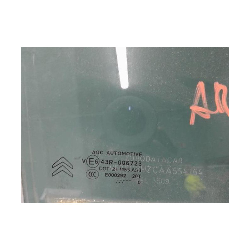 Vitre arriere droit CITROEN C3 2