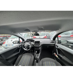 Attache ceinture avant droit PEUGEOT 208 1 Photo n°8