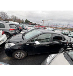 Attache ceinture avant gauche PEUGEOT 208 1 Photo n°11