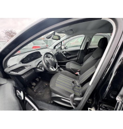 Attache ceinture avant gauche PEUGEOT 208 1 Photo n°13