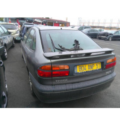 Feu arriere principal droit (feux) RENAULT LAGUNA 1 Photo n°17