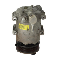 Compresseur clim FORD FIESTA 6 Photo n°1