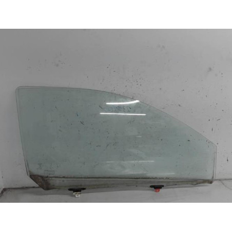 Vitre avant droit TOYOTA YARIS 1 Photo n°1