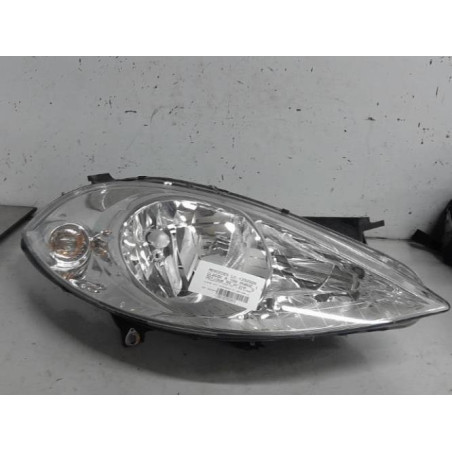 Optique avant principal droit (feux)(phare) MERCEDES CLASSE A 169 Photo n°1
