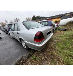 Aile avant gauche MERCEDES CLASSE C 202 Photo n°10
